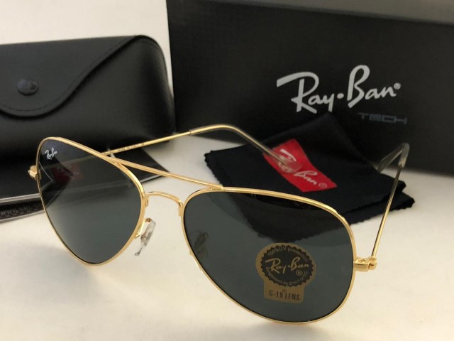 Best Price Rayban Aviator with box (Golden Frame)